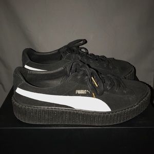 ✖️Puma Fenty Black/White Suede Creepers✖️